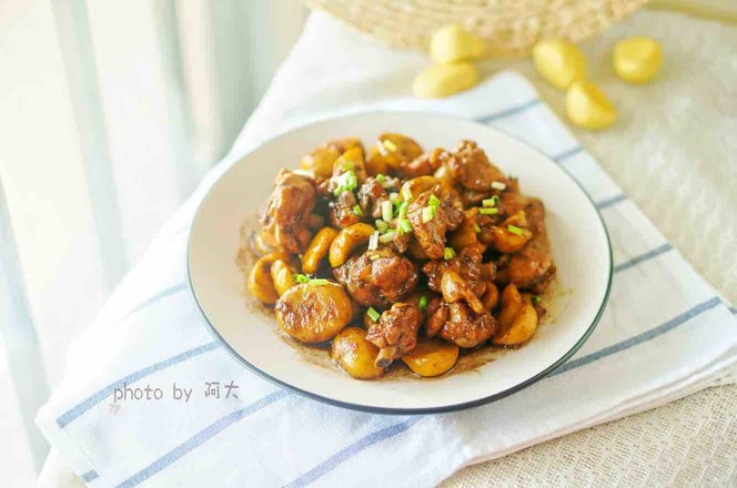 板栗燒雞的做法-咸鮮味燒菜譜-易網(wǎng)健康養(yǎng)生網(wǎng) 板栗燒雞的做法-咸鮮味燒菜譜