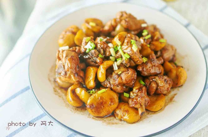 板栗燒雞的做法-咸鮮味燒菜譜