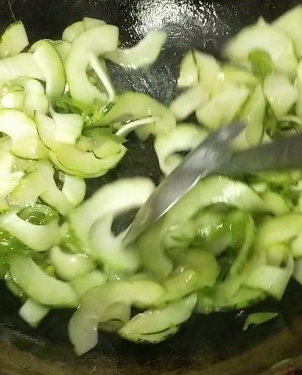 爆炒菜瓜的做法-咸鮮味炒菜譜