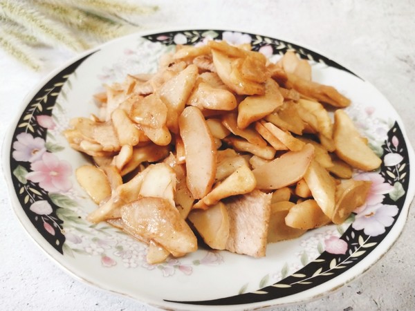 菱角米炒肉的做法-咸鮮味炒菜譜-易網健康養生網 菱角米炒肉的做法-咸鮮味炒菜譜