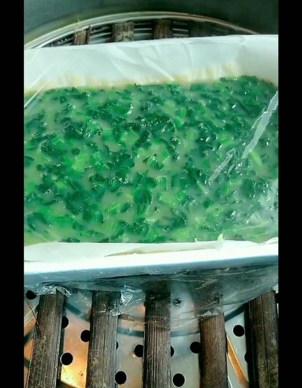 《菠菜雞蛋羹》的做法-咸鮮味蒸菜譜