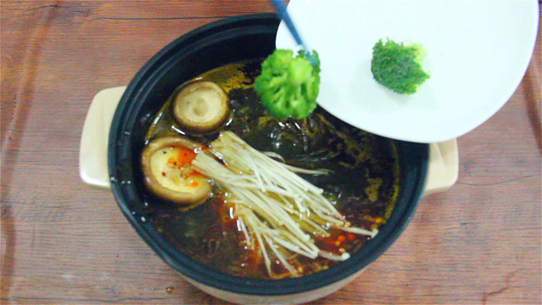 家常麻辣燙的做法-麻辣味煮菜譜-易網健康養生網 家常麻辣燙的做法-麻辣味煮菜譜