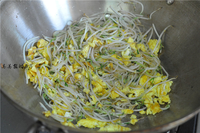 桂花豆芽的做法-家常味炒菜譜-易網(wǎng)健康養(yǎng)生網(wǎng) 桂花豆芽的做法-家常味炒菜譜