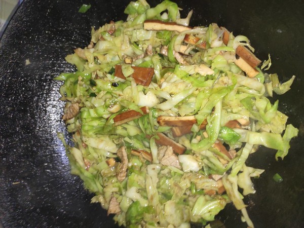 咖喱豆干炒甘藍的做法-咖喱味炒菜譜-易網健康養生網 咖喱豆干炒甘藍的做法-咖喱味炒菜譜