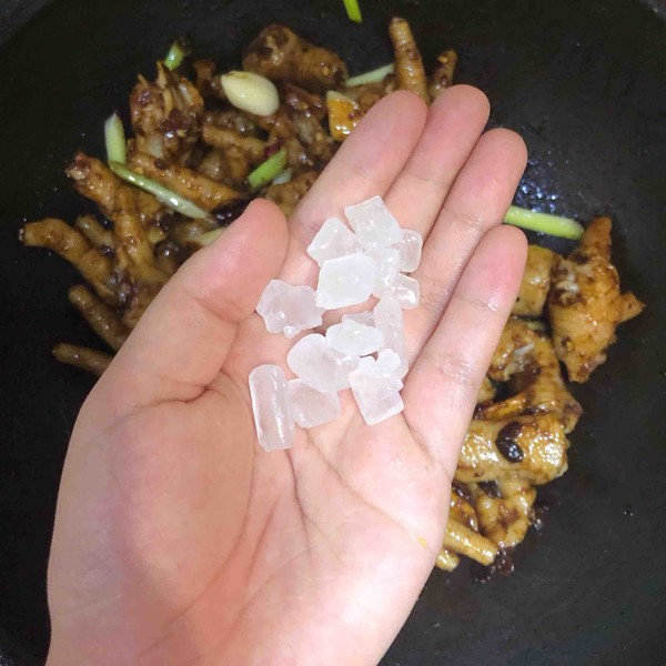 香辣雞爪的做法-香辣味煮菜譜-易網健康養生網 香辣雞爪的做法-香辣味煮菜譜