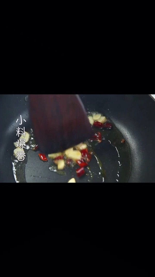 洋蔥土豆片的做法-家常味炒菜譜-易網健康養生網 洋蔥土豆片的做法-家常味炒菜譜