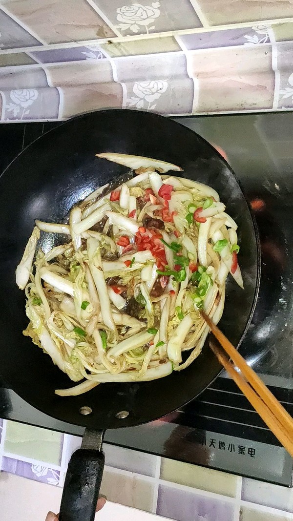 清炒娃娃菜的做法-酸辣味炒菜譜-易網健康養生網 清炒娃娃菜的做法-酸辣味炒菜譜