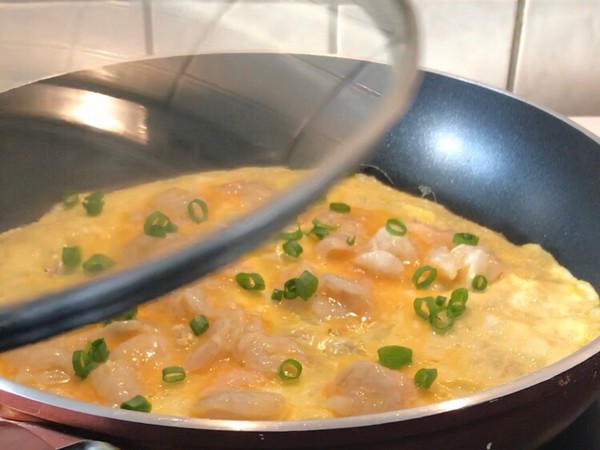 蝦仁烘蛋的做法-咸鮮味煎菜譜