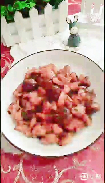 栗子燒雞腿的做法-家常味燒菜譜-易網健康養生網 栗子燒雞腿的做法-家常味燒菜譜