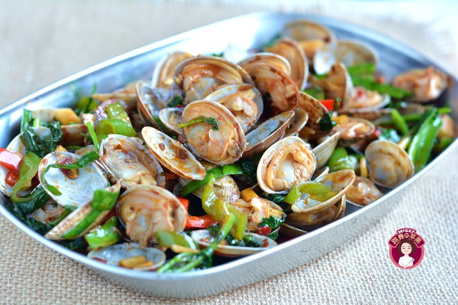爆炒花蛤的做法-香辣味炒菜譜-易網健康養生網 爆炒花蛤的做法-香辣味炒菜譜