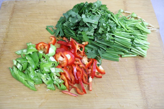 爆炒花蛤的做法-香辣味炒菜譜-易網健康養生網 爆炒花蛤的做法-香辣味炒菜譜