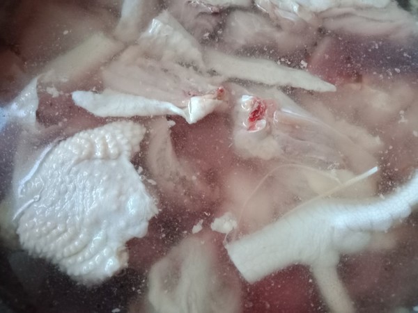 懶人版燉雞塊的做法-咸鮮味燉菜譜-易網(wǎng)健康養(yǎng)生網(wǎng) 懶人版燉雞塊的做法-咸鮮味燉菜譜