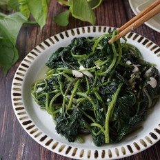 蒜蓉炒薯藤的做法-家常味炒菜譜