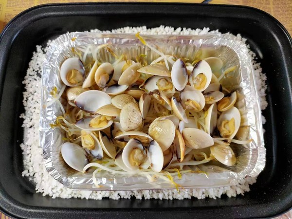 西屋多用鍋之海白豆芽的做法-咸鮮味焗菜譜-易網健康養生網 西屋多用鍋之海白豆芽的做法-咸鮮味焗菜譜