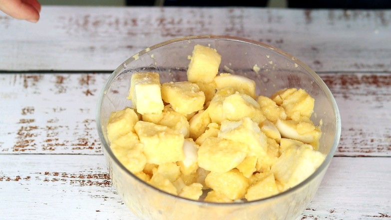 素炒饅頭丁的做法-家常味炒菜譜-易網健康養生網 素炒饅頭丁的做法-家常味炒菜譜