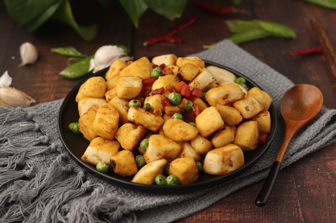 素炒饅頭丁的做法-家常味炒菜譜-易網健康養生網 素炒饅頭丁的做法-家常味炒菜譜