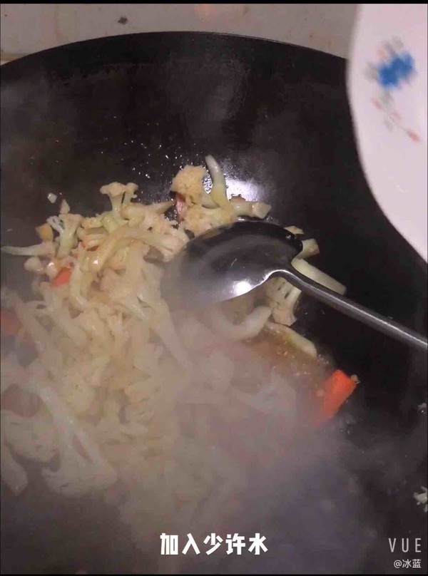 清炒花菜的做法-家常味炒菜譜-易網健康養生網 清炒花菜的做法-家常味炒菜譜