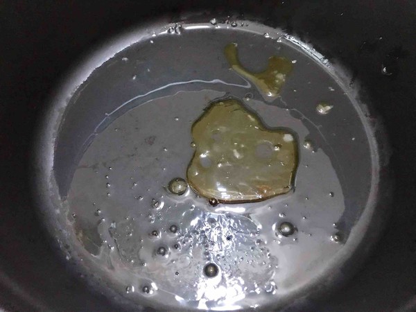 黃豆悶豬蹄的做法-家常味燒菜譜-易網(wǎng)健康養(yǎng)生網(wǎng) 黃豆悶豬蹄的做法-家常味燒菜譜