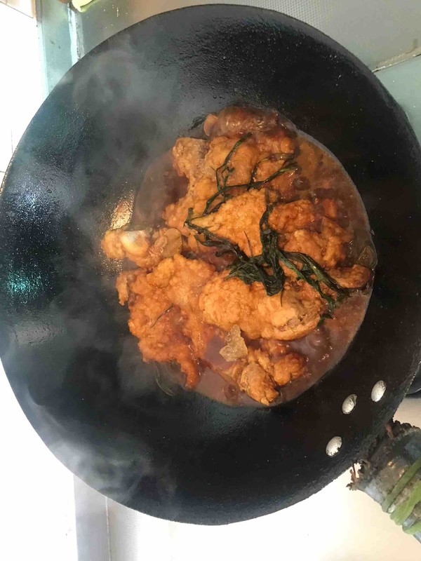 家人最愛美味蔥燒大排的做法-咸鮮味燒菜譜-易網(wǎng)健康養(yǎng)生網(wǎng) 家人最愛美味蔥燒大排的做法-咸鮮味燒菜譜