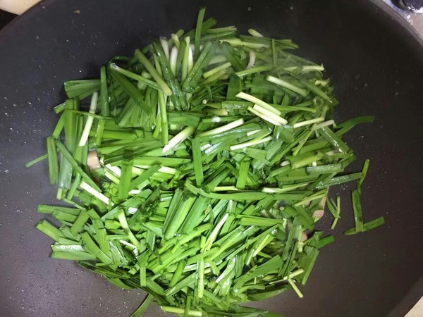 韭菜炒雞蛋干的做法-家常味炒菜譜-易網(wǎng)健康養(yǎng)生網(wǎng) 韭菜炒雞蛋干的做法-家常味炒菜譜