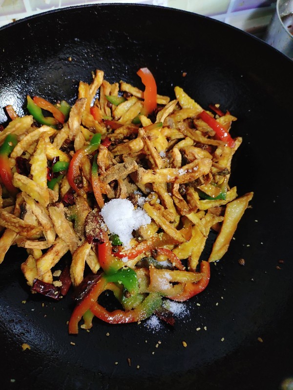 麻辣杏鮑菇的做法-麻辣味炸菜譜-易網(wǎng)健康養(yǎng)生網(wǎng) 麻辣杏鮑菇的做法-麻辣味炸菜譜