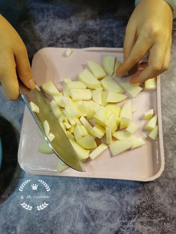 麻辣土豆片的做法-麻辣味烘焙菜譜-易網<a href=http://www.jsjjzhkt.cn/ target=_blank class=infotextkey>健康養生</a>網 麻辣土豆片的做法-麻辣味烘焙菜譜