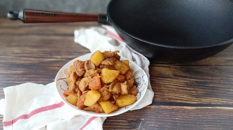 雞腿燉土豆的做法-醬香味燉菜譜-易網(wǎng)健康養(yǎng)生網(wǎng) 雞腿燉土豆的做法-醬香味燉菜譜