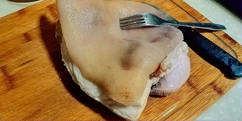 鹵香蹄膀的做法-醬香味鹵菜譜-易網(wǎng)健康養(yǎng)生網(wǎng) 鹵香蹄膀的做法-醬香味鹵菜譜