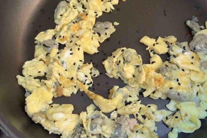 海蠣炒蛋的做法-咸鮮味炒菜譜