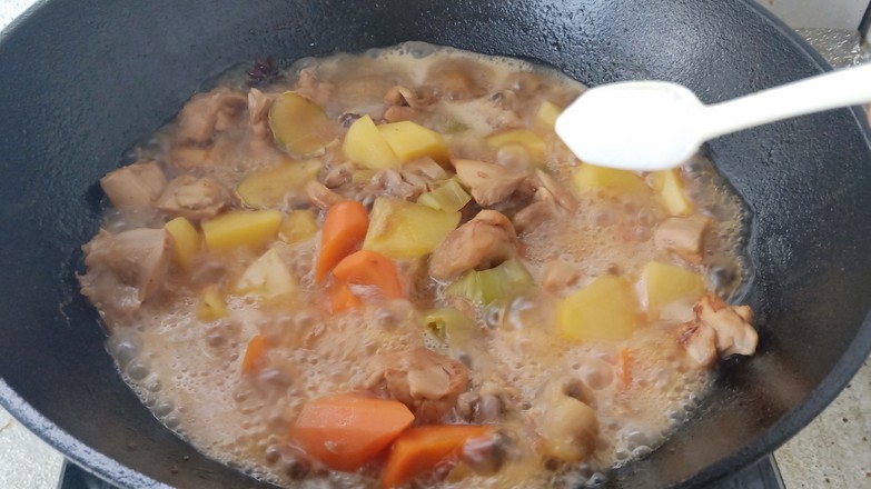 雞腿燉土豆的做法-醬香味燉菜譜-易網(wǎng)健康養(yǎng)生網(wǎng) 雞腿燉土豆的做法-醬香味燉菜譜