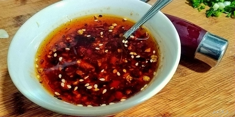 涼拌豬手的做法-麻辣味拌菜譜-易網健康養生網 涼拌豬手的做法-麻辣味拌菜譜