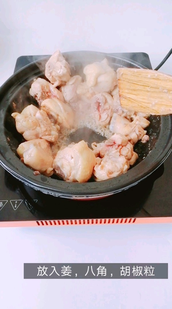 黃燜雞的做法-其它口味燜菜譜