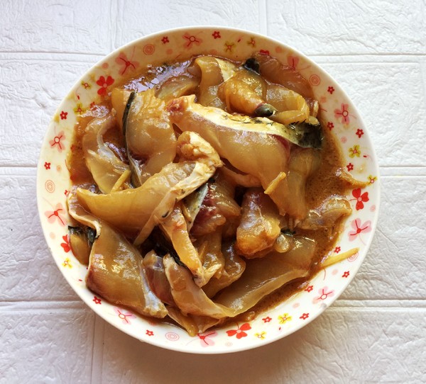 黑木耳蒸魚片的做法-家常味蒸菜譜