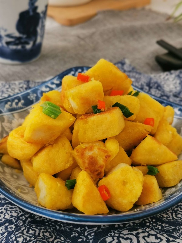 黃金饅頭丁的做法-家常味炒菜譜-易網(wǎng)健康養(yǎng)生網(wǎng) 黃金饅頭丁的做法-家常味炒菜譜