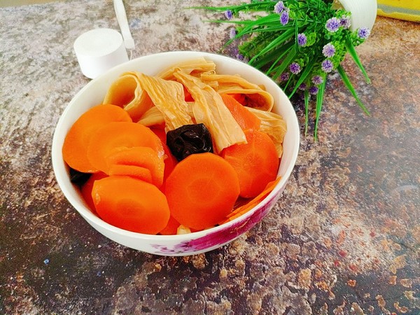紅蘿卜燉腐竹的做法-家常味燉菜譜-易網健康養生網 紅蘿卜燉腐竹的做法-家常味燉菜譜