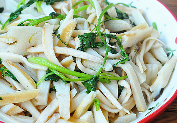 家常芫爆雙鮮的做法-家常味炒菜譜-易網(wǎng)健康養(yǎng)生網(wǎng) 家常芫爆雙鮮的做法-家常味炒菜譜