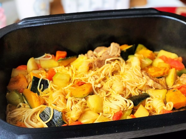 什錦牛肉鍋的做法-家常味煮菜譜-易網健康養生網 什錦牛肉鍋的做法-家常味煮菜譜