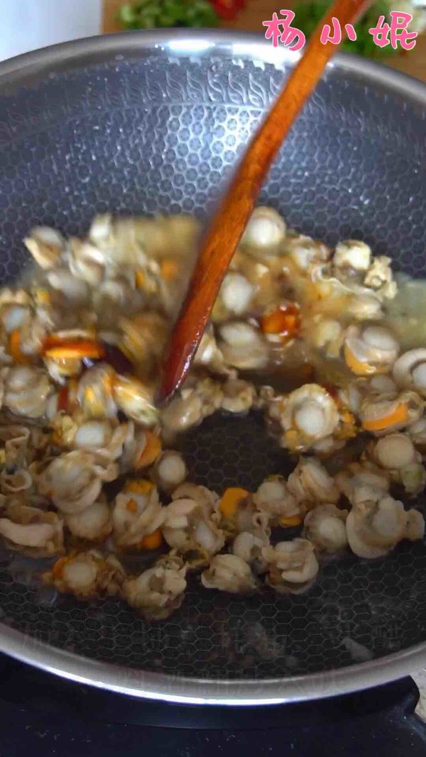 老干媽爆炒扇貝肉的做法-家常味炒菜譜-易網健康養生網 老干媽爆炒扇貝肉的做法-家常味炒菜譜