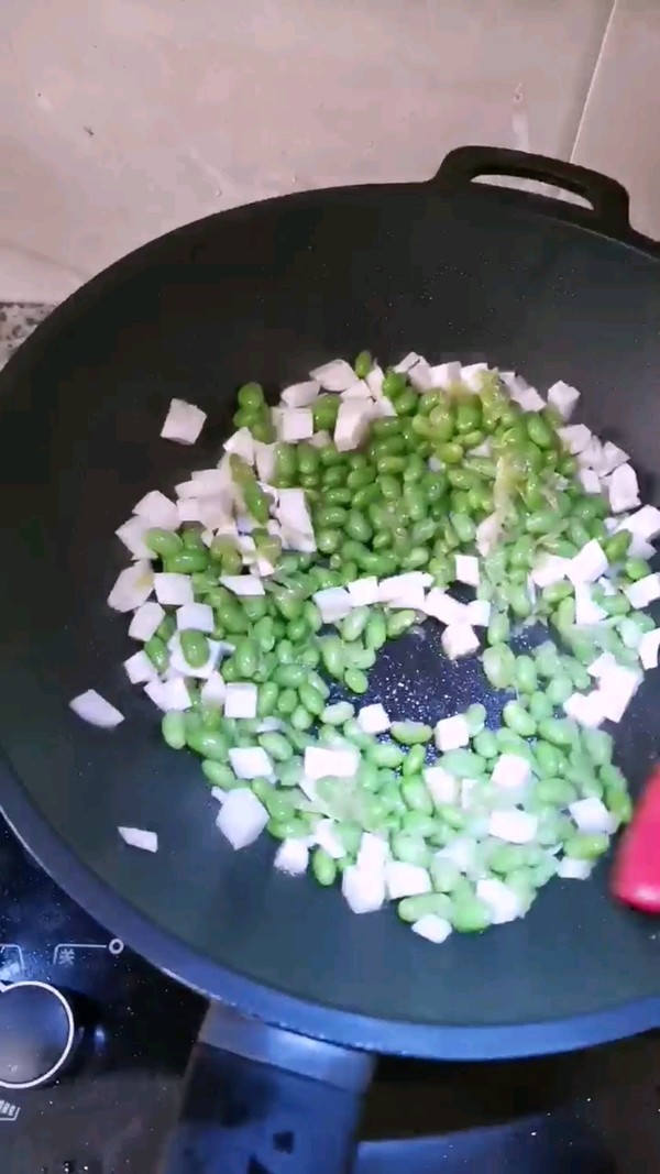 蘿卜菜炒毛豆的做法-家常味炒菜譜