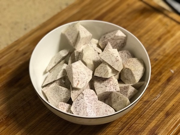 香蒸芋頭（咸鮮版）的做法-家常味蒸菜譜