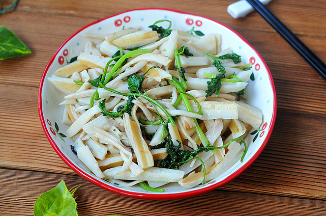 家常芫爆雙鮮的做法-家常味炒菜譜-易網(wǎng)健康養(yǎng)生網(wǎng) 家常芫爆雙鮮的做法-家常味炒菜譜