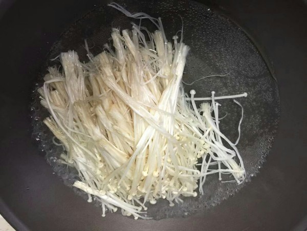 酸湯肥牛的做法-酸辣味煮菜譜-易網健康養生網 酸湯肥牛的做法-酸辣味煮菜譜