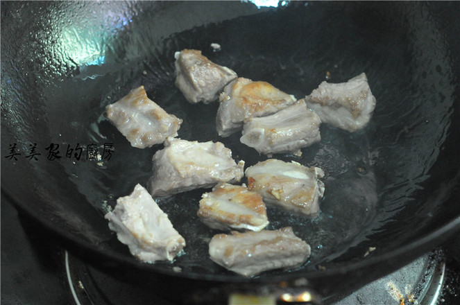 蘿卜腐竹燒排骨的做法-家常味燒菜譜