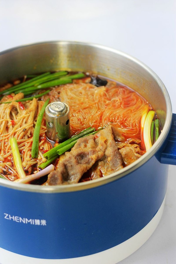 麻辣金針肥牛的做法-麻辣味煮菜譜-易網(wǎng)健康養(yǎng)生網(wǎng) 麻辣金針肥牛的做法-麻辣味煮菜譜