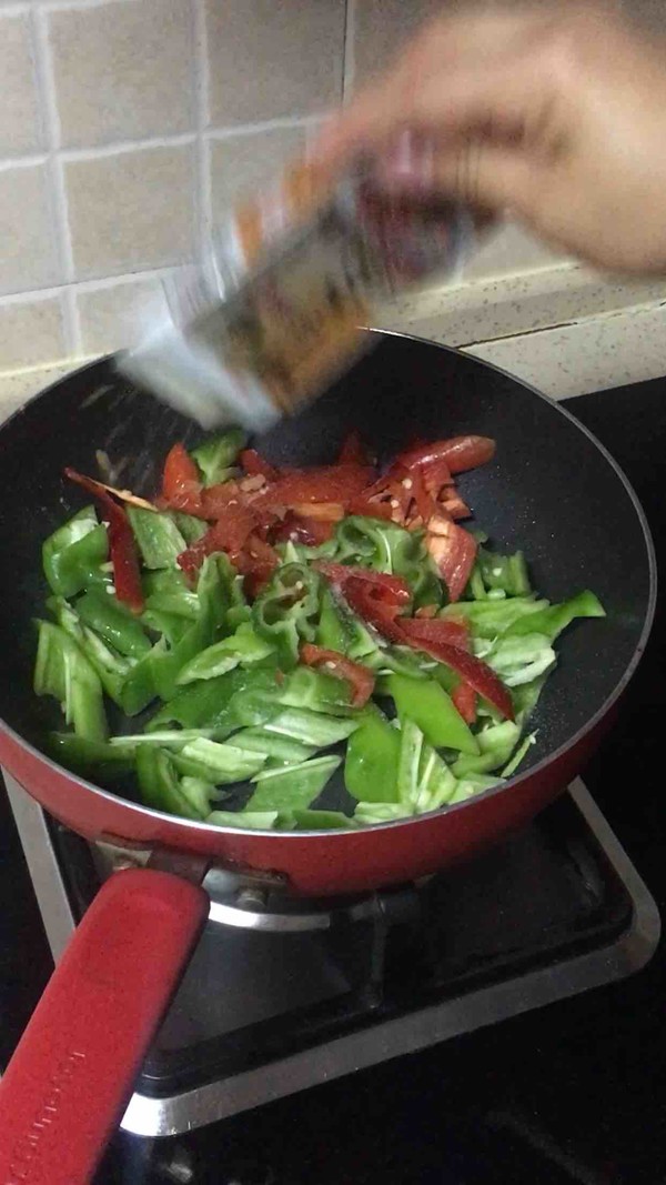 燒魚(yú)片的做法-家常味炒菜譜