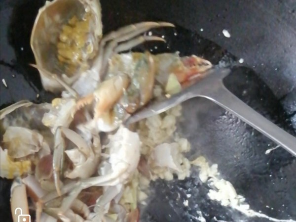 爆炒香辣蟹的做法-咸鮮味炒菜譜