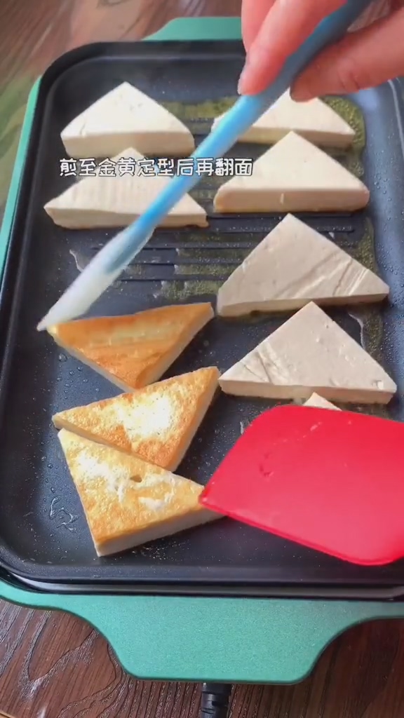 紅燒豆腐的做法-咸鮮味燒菜譜