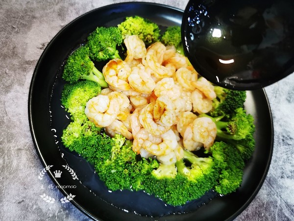 西蘭花蒸蝦仁的做法-咸鮮味蒸菜譜