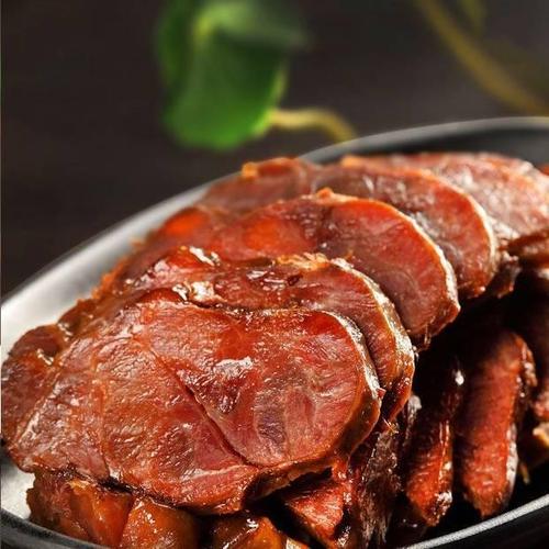 黑炭牛肉的做法-咸鮮味鹵菜譜-易網健康養生網 黑炭牛肉的做法-咸鮮味鹵菜譜