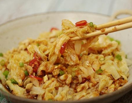 涼拌白菜的做法-家常味拌菜譜-易網健康養生網 涼拌白菜的做法-家常味拌菜譜